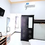 Urbanview The Halona Near Jatim Park 4