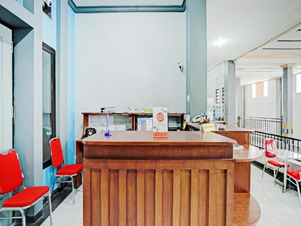Urbanview The Halona Near Jatim Park 4 Hotel 2*